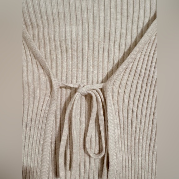 Princess Polly Ribbed Tie-Front Crop Top - Cream - Picture 5 of 6